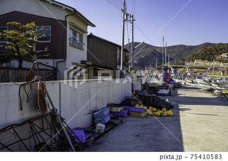 室津　兵庫県たつの市御津町 75410583