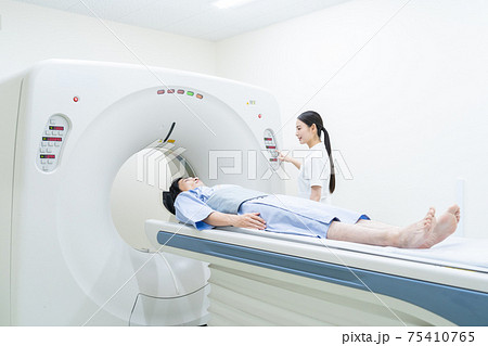 病院　人間ドック　MRI　CT検査　医療 75410765