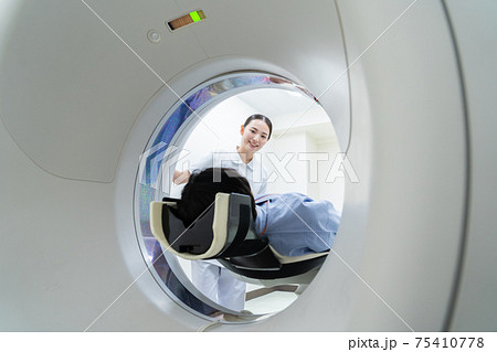 病院　人間ドック　MRI　CT検査　医療 75410778