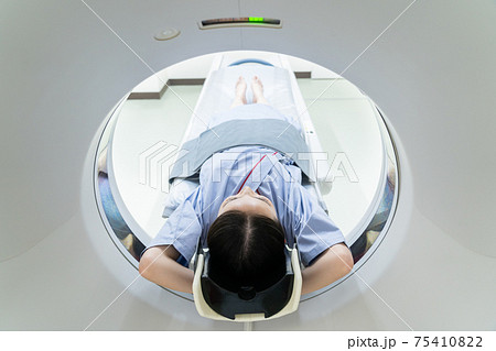 病院　人間ドック　MRI　CT検査　医療 75410822