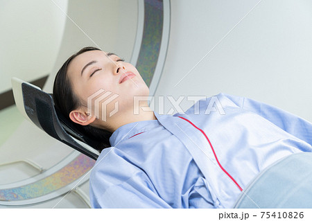 病院　人間ドック　MRI　CT検査　医療 75410826