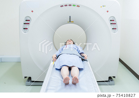 病院　人間ドック　MRI　CT検査　医療 75410827