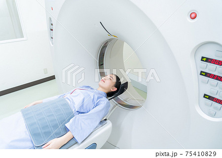 病院　人間ドック　MRI　CT検査　医療 75410829