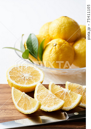 カットしたはるか 75411105