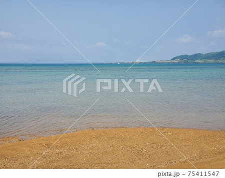 石垣島 海岸線の景色 石垣島 海岸線の景色 75411547
