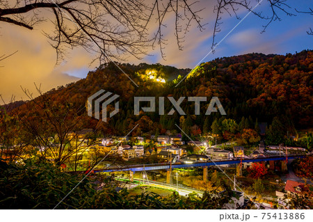 山寺の夜景 山寺の夜景 75413886