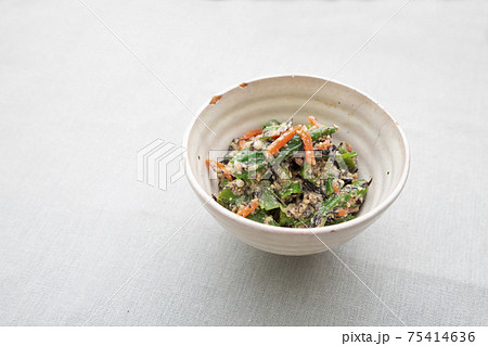 オクラの胡麻和え オクラの胡麻和え 75414636