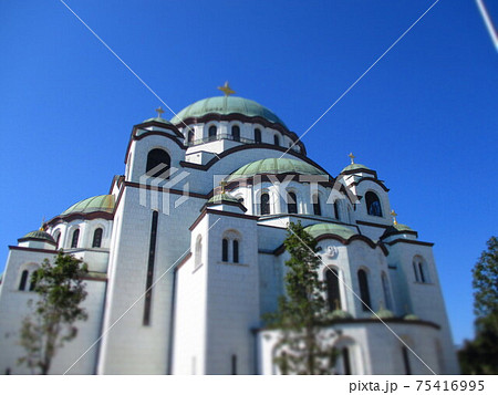 セルビア　ベオグラード　聖サヴァ大聖堂　ジオラマ風 75416995