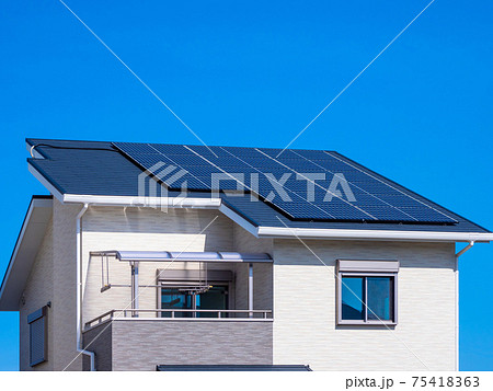 ソーラー発電の再エネ住宅 75418363