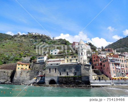イタリア チンクエテッレのヴェルナッツァの風景 イタリア チンクエテッレのヴェルナッツァの風景 75419466