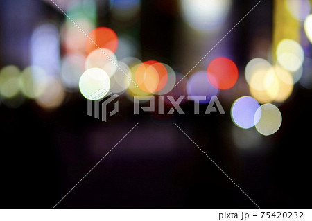 街角　夜景　 75420232