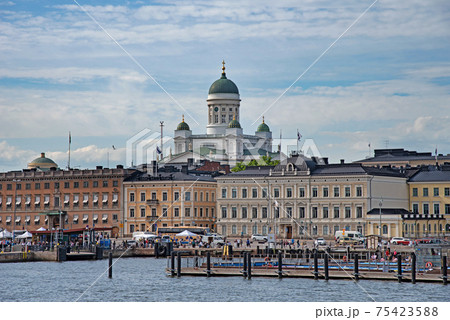 ヘルシンキの町並み 75423588