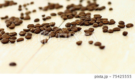 Natural grain of coffee. 75425555