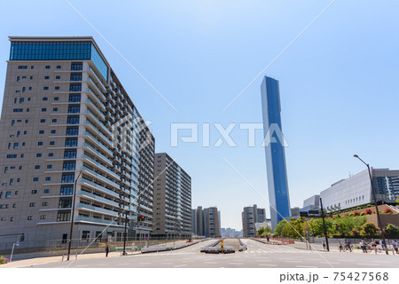 都市風景　東京オリンピック選手村の新築マンション群　東京都中央区 75427568