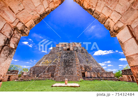 Uxmal, Mexico - Pyramid of the Magician, Maya Empire 75432484