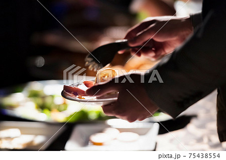 洋食ディナー　バイキング　ビュッフェ 75438554