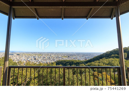 金華山から見た岐阜市内 金華山ドライブウェイ展望台 岐阜県岐阜市 の写真素材