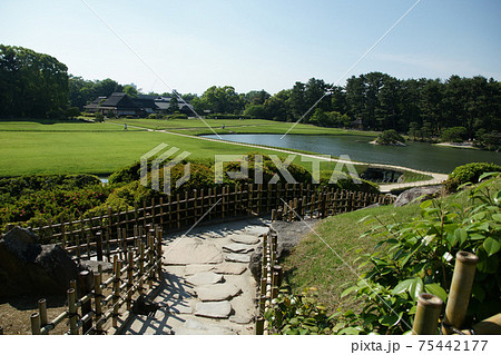 四季の散歩　春　後楽園 75442177