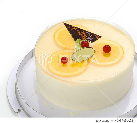 食物 切り抜き 白背景 75443023