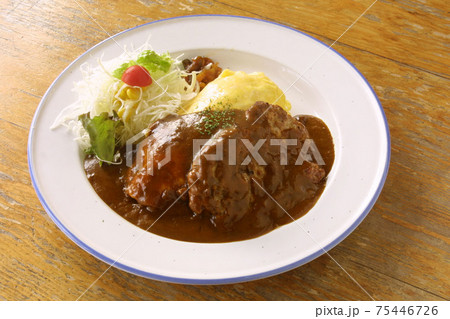 オムカレー ハンバーグカレー オムレツカレー オムカレー ハンバーグカレー オムレツカレー 75446726