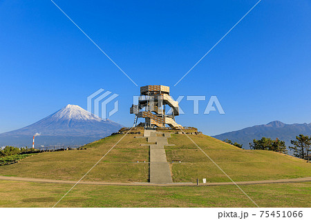 静岡田子の浦_富士山ドラゴンタワーの風景 75451066