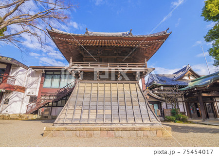 大国魂神社　鼓楼　拝殿　神社仏閣　大國魂神社　歴史建造物  75454017