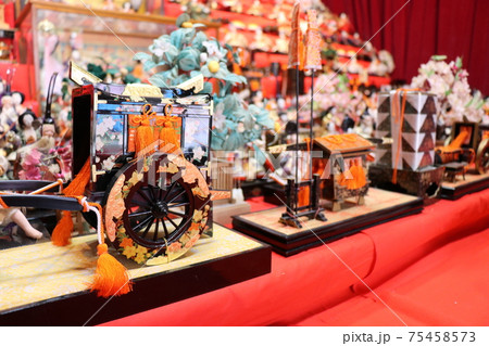 雛人形　桃の節句　　城下町長府ひなまつり 75458573