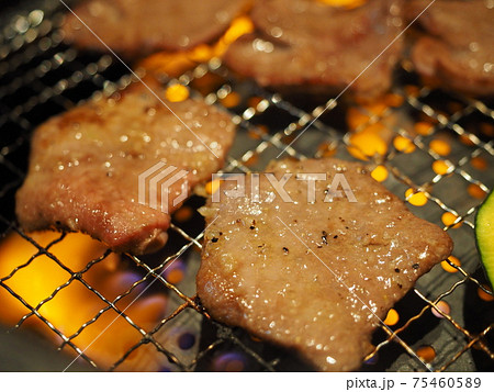 黒毛和牛焼肉（牛タン） 75460589