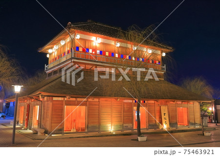 【石川県】山代温泉　古総湯の夜景 75463921