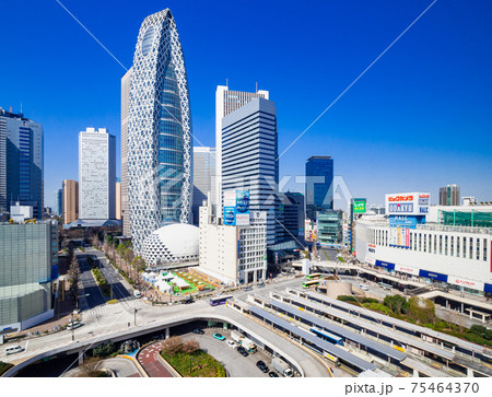 東京　新宿駅西口 75464370
