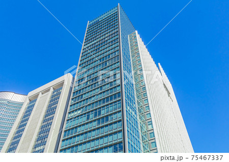 東京丸の内の都市風景 75467337