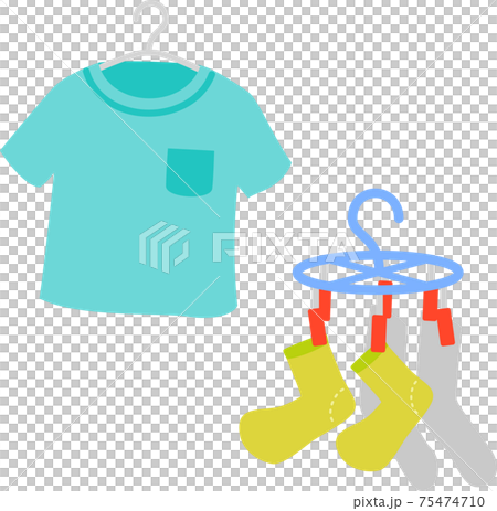 干している洗濯物、シャツと靴下 75474710