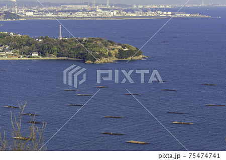 万葉の岬からの室津半島　藻振鼻　兵庫県相生市 75474741