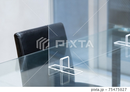 コロナウイルス対策・飛沫感染防止のパーテション 75475027