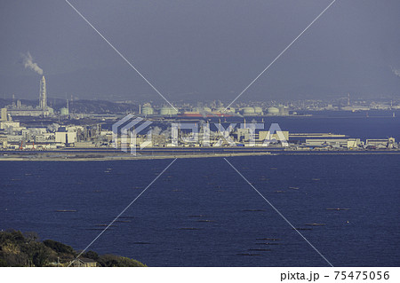 万葉の岬からの播磨臨海工業地帯 兵庫県相生市 万葉の岬からの播磨臨海工業地帯 兵庫県相生市 75475056