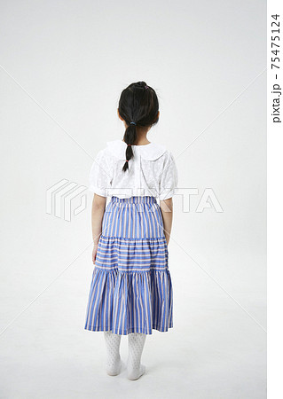 子供 女性 女 75475124