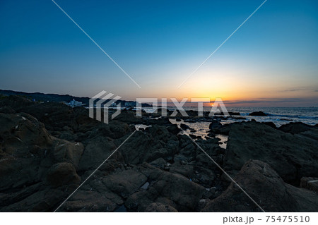 野島崎、最南端の朝焼け 野島崎、最南端の朝焼け 75475510