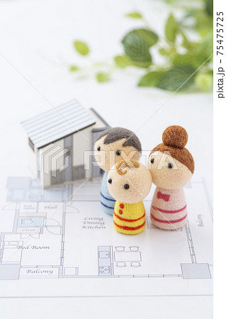 マイホーム　家族 75475725