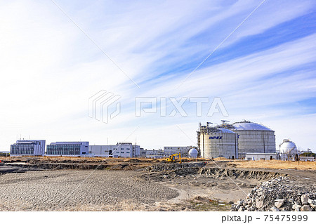 ガス会社工場　直江津LNG基地（新潟県上越市）国際石油開発帝石 75475999