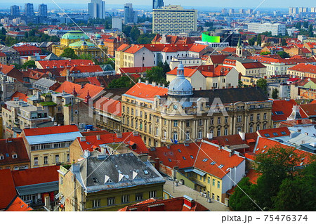 ザグレブの街並み 75476374