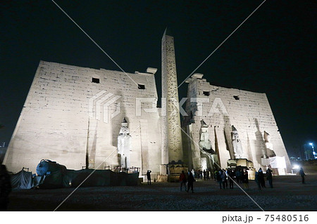 エジプトの古代神殿、ルクソール神殿(Temple of Luxor in Egypt) エジプトの古代神殿、ルクソール神殿(Temple of Luxor in Egypt) 75480516