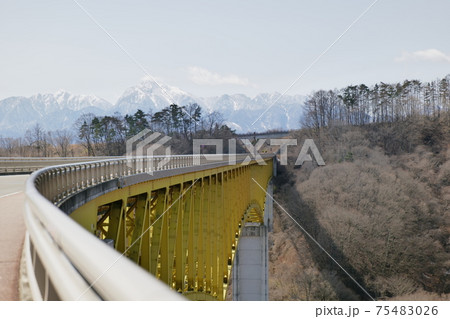 長野県八ヶ岳高原大橋通称黄色い橋雪景色3月14日 長野県八ヶ岳高原大橋通称黄色い橋雪景色3月14日 75483026