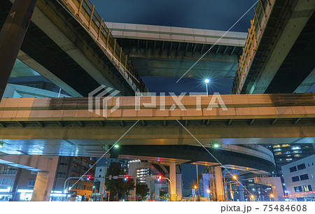 阿波座ジャンクションの夜景【大阪市西区】 阿波座ジャンクションの夜景【大阪市西区】 75484608