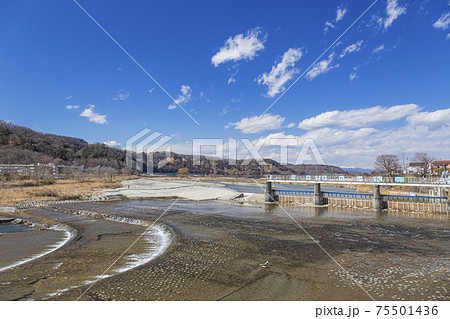 羽村取水堰　冬　2月 75501436