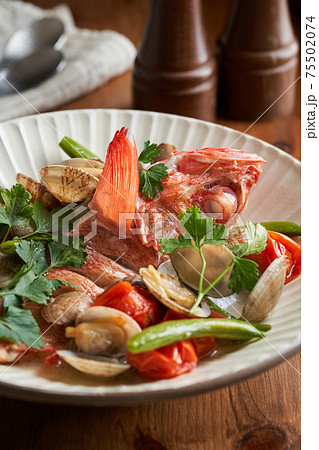 キンキのアクアパッツァ 75502074