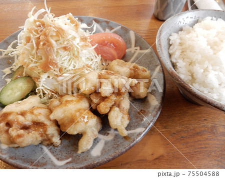 鶏天ぷらランチ 鶏天ぷらランチ 75504588
