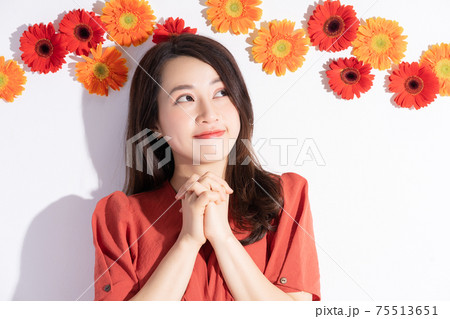 Woman beauty, flower Woman beauty, flower 75513651