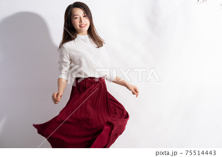 Woman beauty Woman beauty 75514443