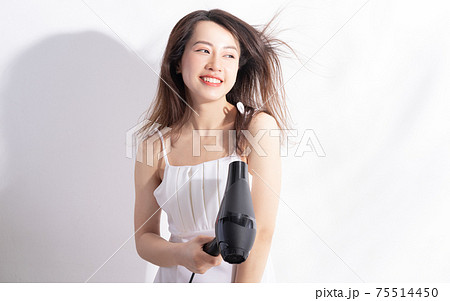 Woman beauty Woman beauty 75514450