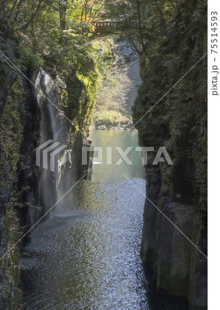 宮崎県の高千穂峡。 75514593